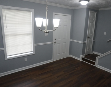5489 S Park Place - Photo Thumbnail 4