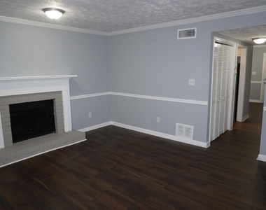 5489 S Park Place - Photo Thumbnail 18