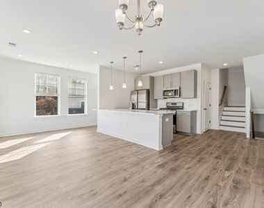 19 Parker Lane - Photo Thumbnail 1