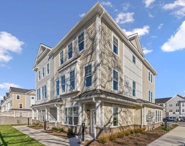 19 Parker Lane - Photo Thumbnail 15