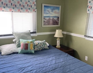 102 Brown Avenue - Photo Thumbnail 32