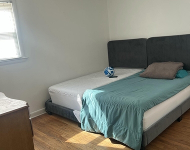402 Deal Road - Photo Thumbnail 6