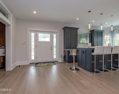 112 Passaic Avenue - Photo Thumbnail 4