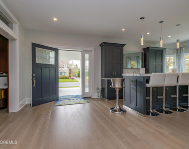 112 Passaic Avenue - Photo Thumbnail 5