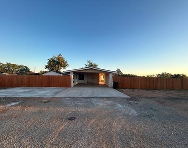 5400 Ridgeline Drive - Photo Thumbnail 26