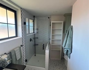 5400 Ridgeline Drive - Photo Thumbnail 24