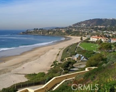 12 Corniche Drive - Photo Thumbnail 20