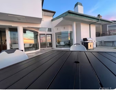 1569 Skyline - Photo Thumbnail 4
