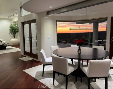 1569 Skyline - Photo Thumbnail 7