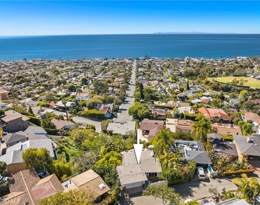 875 Coast View Drive - Photo Thumbnail 60