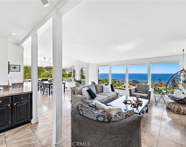 875 Coast View Drive - Photo Thumbnail 8