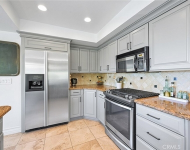 875 Coast View Drive - Photo Thumbnail 51