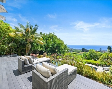 875 Coast View Drive - Photo Thumbnail 17