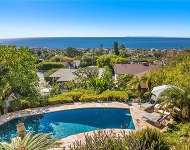 875 Coast View Drive - Photo Thumbnail 36