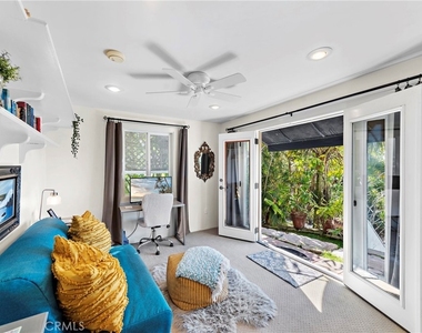875 Coast View Drive - Photo Thumbnail 27