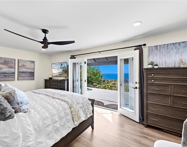 875 Coast View Drive - Photo Thumbnail 9