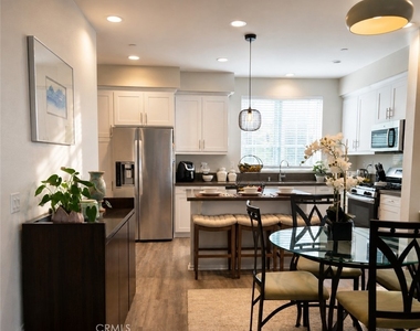 1017 Savi Drive - Photo Thumbnail 5