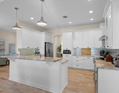 15416 Sunnyland Lane - Photo Thumbnail 20