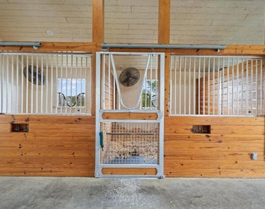 15416 Sunnyland Lane - Photo Thumbnail 39