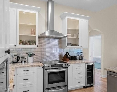 15416 Sunnyland Lane - Photo Thumbnail 22