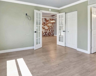 7800 Nw 18th Street - Photo Thumbnail 10