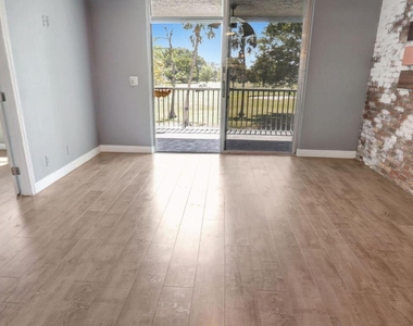 7800 Nw 18th Street - Photo Thumbnail 7