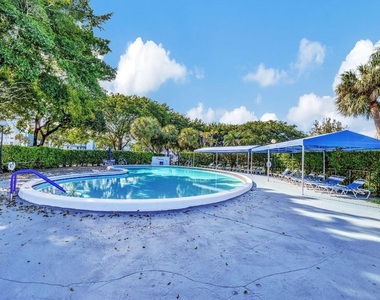 7800 Nw 18th Street - Photo Thumbnail 28