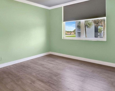 7800 Nw 18th Street - Photo Thumbnail 13