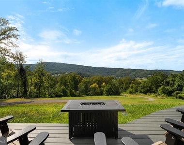 331 Pomeroy Road - Photo Thumbnail 1