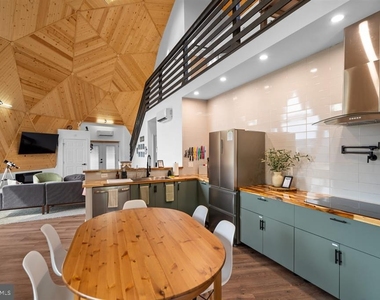 331 Pomeroy Road - Photo Thumbnail 4