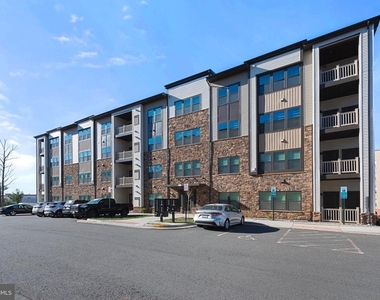 46270 Mount Allen Terrace - Photo Thumbnail 16