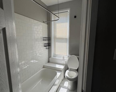 1429 N Hollywood Street - Photo Thumbnail 7