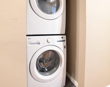 1806 N Willington Street - Photo Thumbnail 13