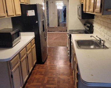 8007 Mandan Road - Photo Thumbnail 11