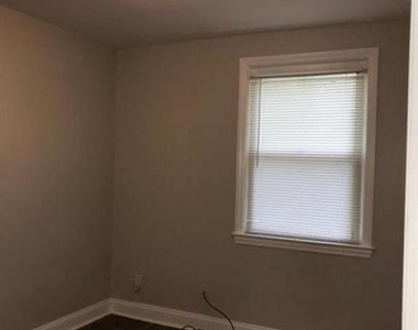 1106 Gleneagle Road - Photo Thumbnail 8