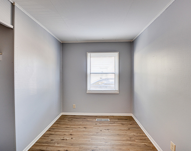 1823 Overdene Avenue - Photo Thumbnail 8