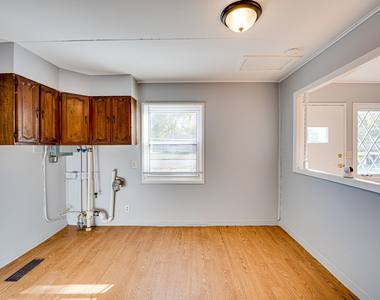 1823 Overdene Avenue - Photo Thumbnail 7