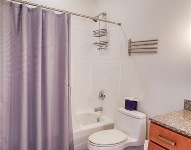 620 Glen Iris Drive Ne - Photo Thumbnail 15