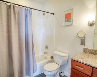 620 Glen Iris Drive Ne - Photo Thumbnail 21