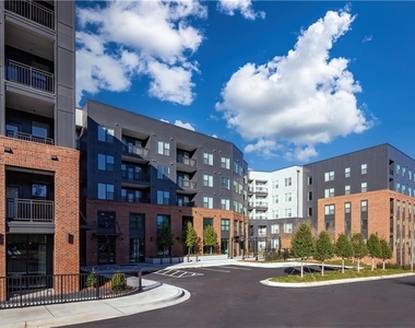 50 Executive Park S - Photo Thumbnail 1