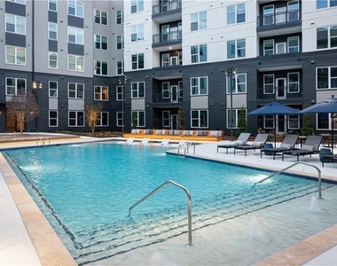 50 Executive Park S - Photo Thumbnail 6