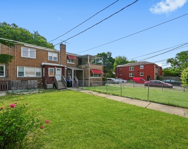 7754 S Yates Boulevard - Photo Thumbnail 25