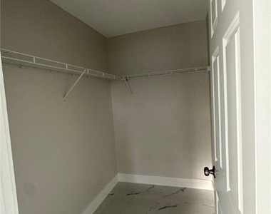 1578 Gretchen Avenue S - Photo Thumbnail 12