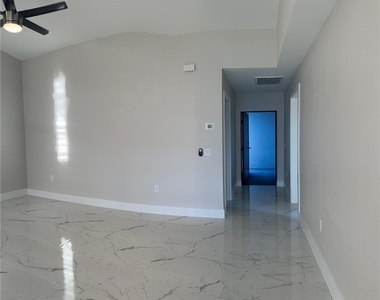 1578 Gretchen Avenue S - Photo Thumbnail 1