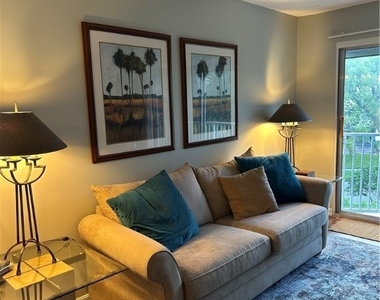 1300 Gulf Shore Boulevard N - Photo Thumbnail 15