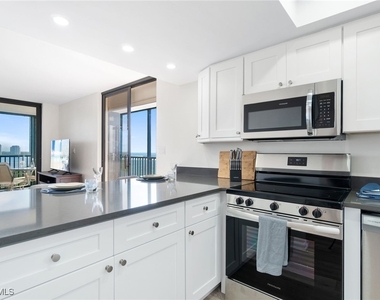 26225 Hickory Boulevard - Photo Thumbnail 3