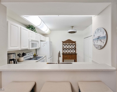 23526 Sandycreek Terrace - Photo Thumbnail 11
