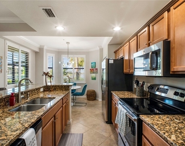 17921 Bonita National Boulevard - Photo Thumbnail 16
