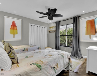 167 Torrey Pines Point - Photo Thumbnail 23