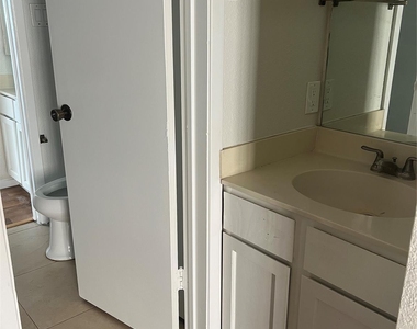 6111 Beverly Hill Street - Photo Thumbnail 9